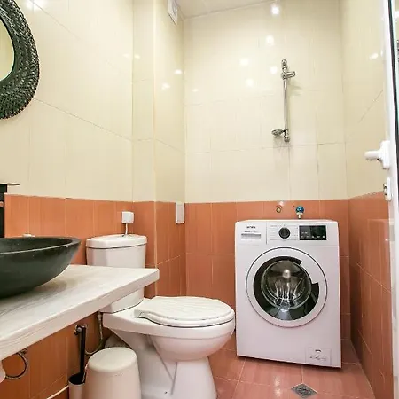 Aparthouse Heaven Апартамент