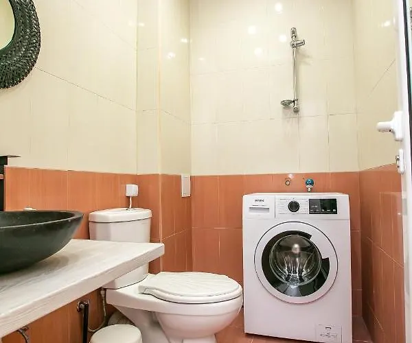 Aparthouse Heaven Apartment