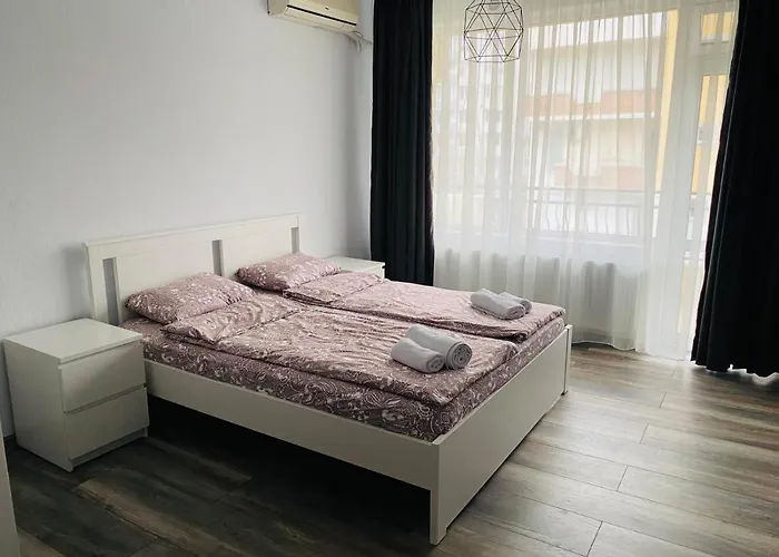 Aparthouse Heaven Apartment *